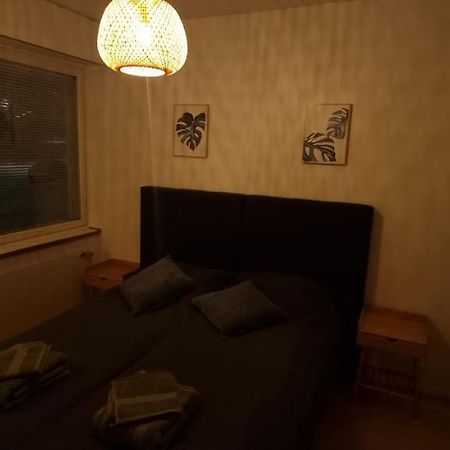 Apartment For Four At The City Center โรวานิเอมิ ภายนอก รูปภาพ