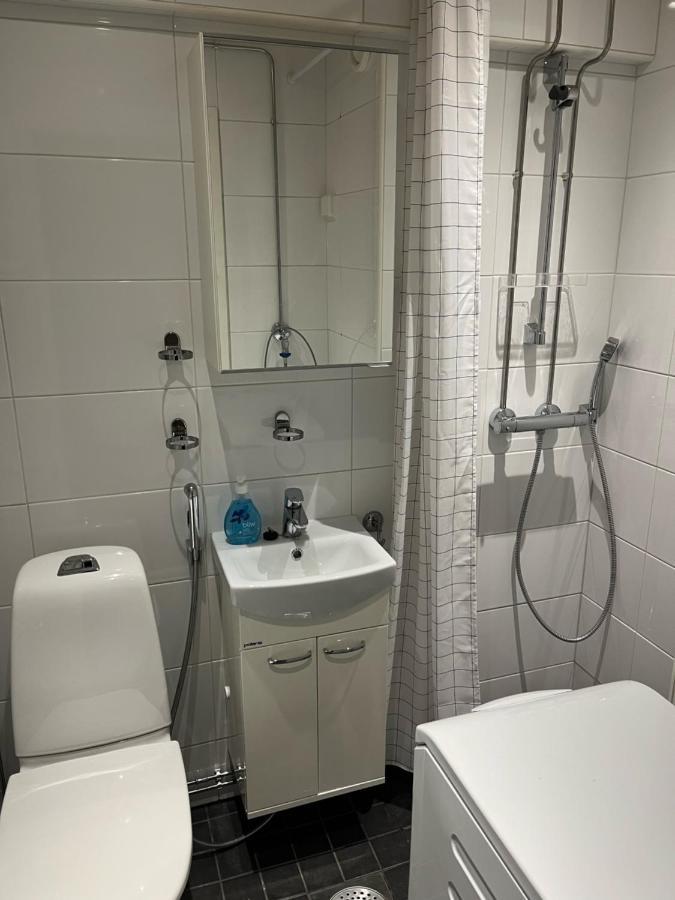 Apartment For Four At The City Center โรวานิเอมิ ภายนอก รูปภาพ