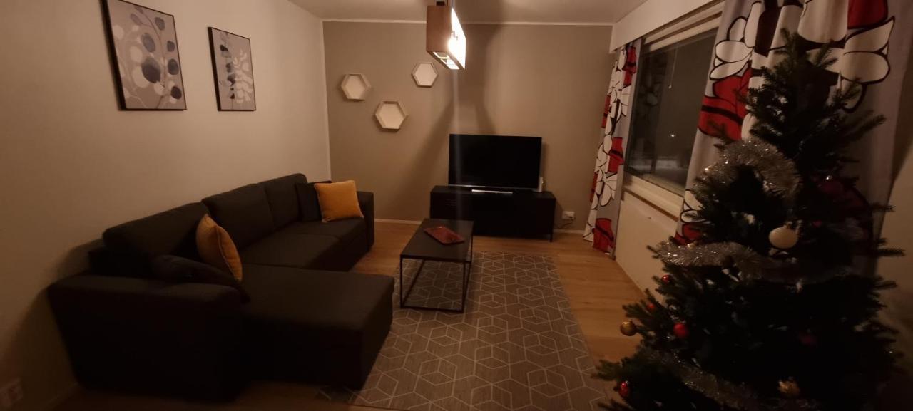 Apartment For Four At The City Center โรวานิเอมิ ภายนอก รูปภาพ